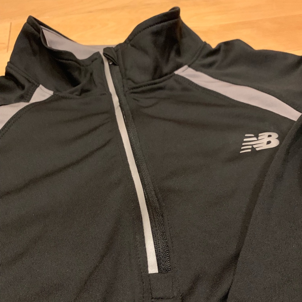 New Balance NWT half-zip performance pullover - Picture 2 of 6